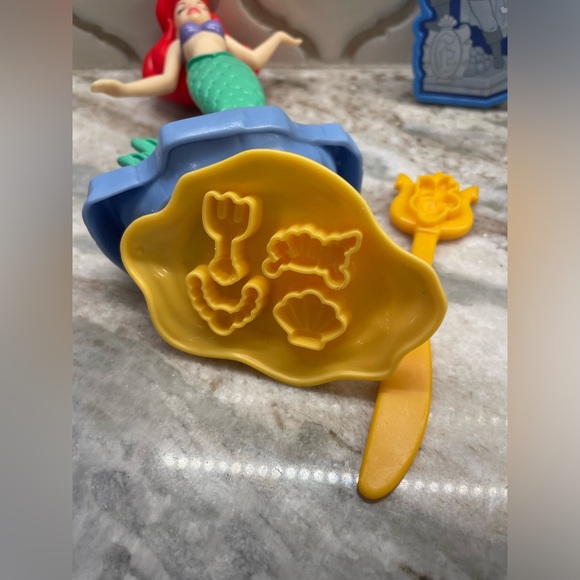 Disney Ariel little mermaid and friends under the sea play doh set flounder - Picture 6 of 7
